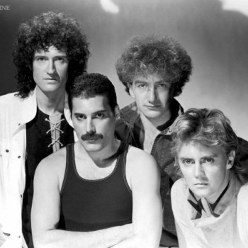 QUENN BUDAPESTEN - az 1986os Népstandionbeli Queen koncertről készült filmet megnézzük zártkörűen Havervagyosab #6