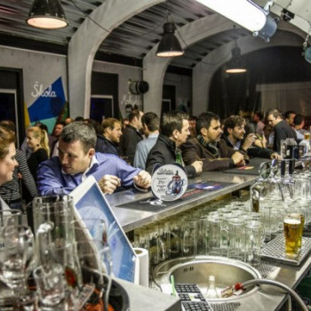 XXIV. Klikkesedésmentes Buli az Iskolában #0