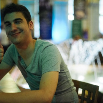 KLIKKESEDÉSMENTES BULI A HOLDUDVARBAN #5