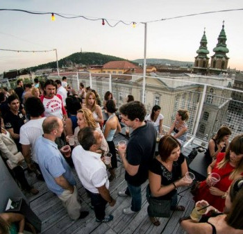  BULI AZ ELSŐ TETŐ PARTYNK HELYSZÍNÉN!  TIP TOP BÁR #3