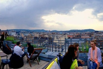 NYÁRZÁRÓ – ŐSZKÖSZÖNTŐ BULI BUDAPEST LEGCSODÁLATOSABB TETŐTERASZÁN   #11