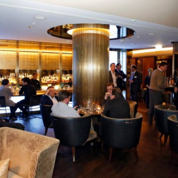Hétfő esti Get Together a Kempinskiben #1
