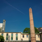 XIV. HAVERVAGY BORKÓSTOLÓ A ZWACK GYÁR GANGJÁN - az udvaron