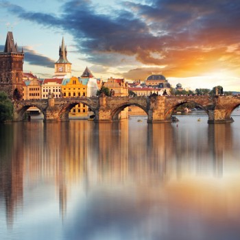 Teleki_Travel_Charles_Bridge_Castle_Prague_Czech_Republic_Europe_2.jpg