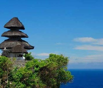 Uluwatu-Temple-Bali.jpg