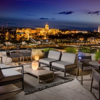 sky-lounge-budapest-view.jpeg